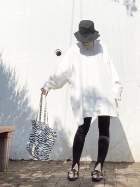 「reca（レカ）のゆったりラフな着心地◆超ビッグシルエットカットソー（Tシャツ/カットソー）」を使った、Atsukoさん（レディース・153cm）の秋コーディネート