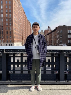 「VANS（バンズ）のアイテム（帽子、ピンク系）」を使った、ChihHsiさん（メンズ・168cm）の冬コーディネート