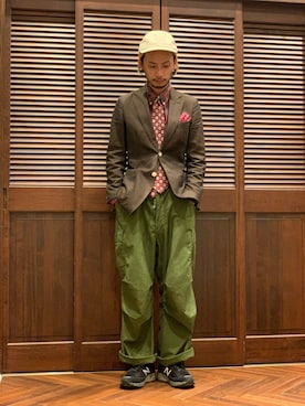 「タータンチェック」｜「アイテム（キャップ）」を使った、窪田 孝之さん（メンズ・170cm）の秋コーディネート