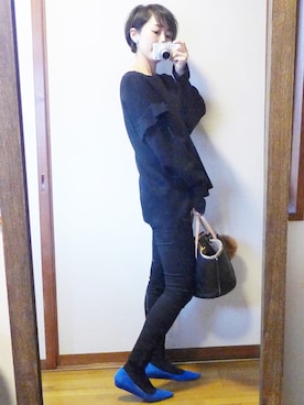 「アイテム（パンプス、ブルー系）」を使った、もこさん（レディース・165cm）の冬コーディネート