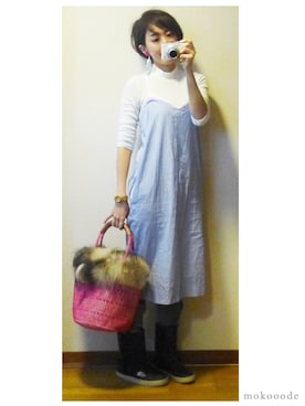 「ハイネックニット」｜「アイテム（レインシューズ）」を使った、もこさん（レディース・165cm）の冬コーディネート