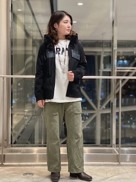「スクエアトゥ」｜「アイテム（ミリタリージャケット）」を使った、halnoさん（レディース・158cm）の冬コーディネート