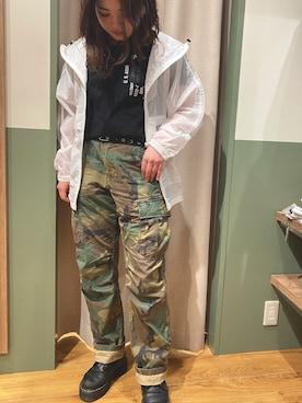 「カモフラパンツ」｜「アイテム（ブルゾン）」を使った、halnoさん（レディース・158cm）の春コーディネート