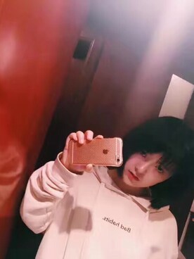 「PULL&BEAR（プルアンドベア）のアイテム（パーカー）」を使った、lqq-laさん（レディース・158cm）の秋コーディネート