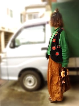「niko and...（ニコアンド）のコールハギハギニーパンツ」を使った、アクロン🚛🎶さん（レディース・163cm）の冬コーディネート
