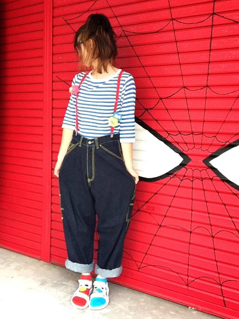 「アクロンリメイク✂️、フリマ、ボーダー、サスペンダー、セサミストリート、Sesame Street、デニム、古着、古着MIX、リメイク」｜「BEAMS BOYの7分袖カットソー（Tシャツ/カットソー、ブルー系）」を使った、アクロン🚛🎶さん（レディース・164cm）の夏コーディネートの1枚目の写真