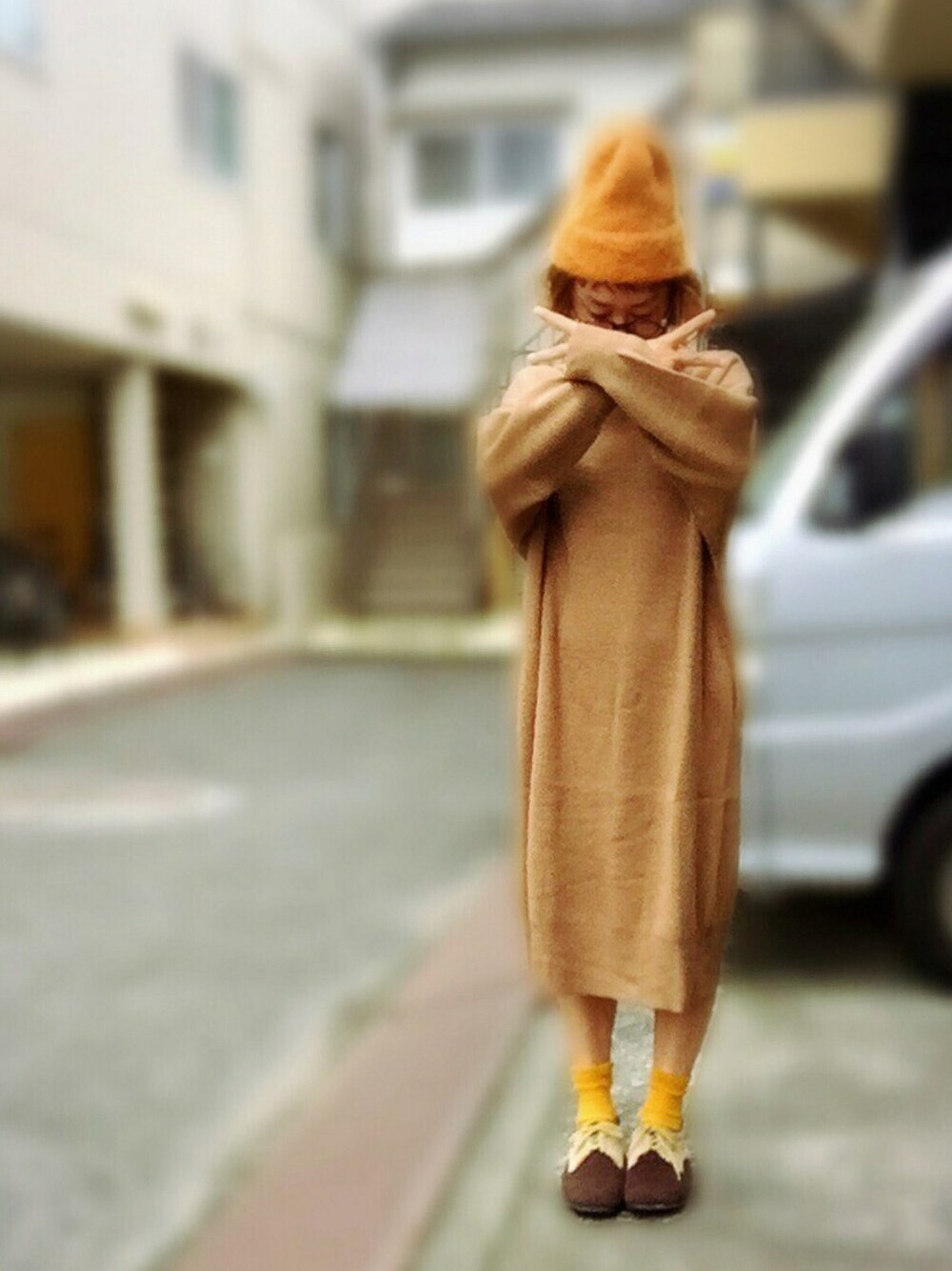「ニットワンピース、ワントーンコーデ、ベージュ、マスタード、ゲゲゲの鬼太郎、ハロウィン、WEAR HALLOWEEN 2016、ますだおかだ 岡田圭右 チュー、目を細めて見てください、ネズミ男」｜「JEANASISの9Gリブルーズワンピース/569821（ワンピース、イエロー系）」を使った、アクロン🚛🎶さん（レディース・163cm）の秋コーディネートの1枚目の写真