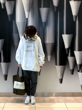 「TOKYO CULTUART by BEAMS（トウキョウカルチャートバイビームス）のアイテム（トップス）」を使った、アクロン🚛🎶さん（レディース・164cm）の冬コーディネート