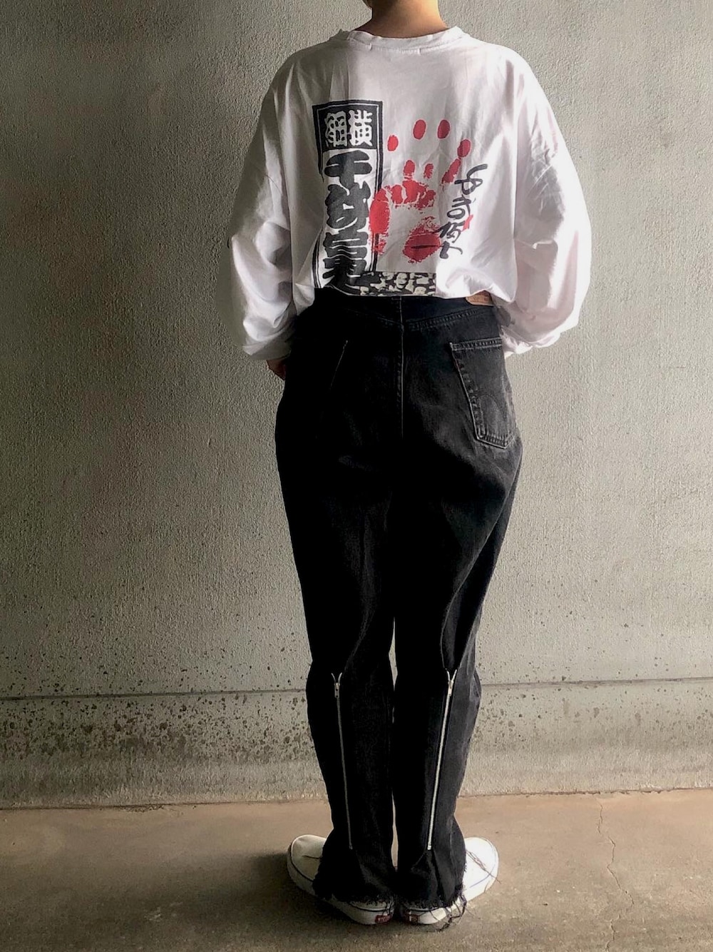 「千代の富士、Richardson、aquvii、リメイクデニム、VANS」｜「RICHARDSONの【Richardson】CHIYONOFUJI LONG SLEEVE TEE（Tシャツ/カットソー、ホワイト系）」を使った、アクロン🚛🎶さん（レディース・164cm）の夏コーディネートの1枚目の写真