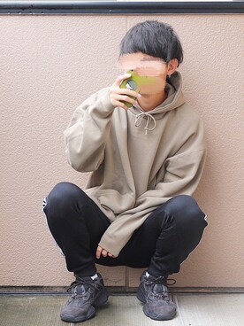 50 メンズ ジャージ パーカー コーデ 人気のファッションスタイル