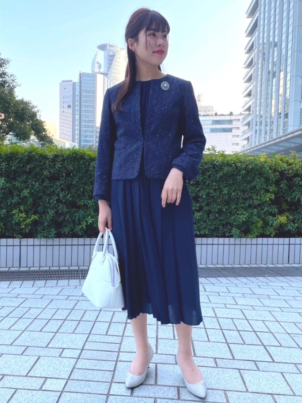 「アンタイトル、アンタイトル(UNTITLED)、フォーマル、セレモニー、卒園式、卒業式、入園式、入学式、ネイビー、ツイードジャケット」｜「UNTITLEDの【洗える】ソフィアネオツィードノーカラージャケット（スーツジャケット、ブルー系）」を使った、UNTITLEDさん（レディース・163cm）の冬コーディネートの1枚目の写真