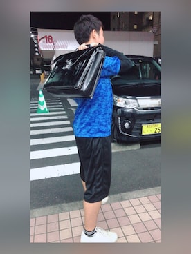 「しまむら（シマムラ）のアイテム（Tシャツ/カットソー）」を使った、てったんさん（メンズ・165cm）の冬コーディネート