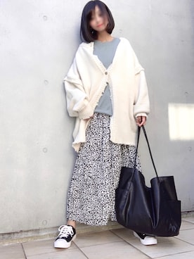 「Guess（ゲス）のアイテム（シューズ）」を使った、なな☺︎さん（レディース・155cm）の冬コーディネート
