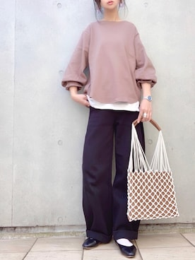 「SENSE OF PLACE by URBAN RESEARCH（センスオブプレイスバイアーバンリサーチ）のスクエアトウセンターシームフラットシューズ（パンプス）」を使った、なな☺︎さん（レディース・155cm）の春コーディネート