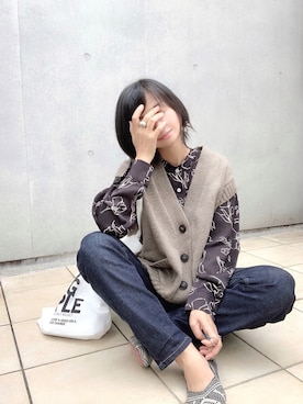 「LIPSTAR（リップスター）の線画花柄ブラウス（シャツ/ブラウス）」を使った、なな☺︎さん（レディース・155cm）の秋コーディネート