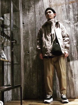 「marka（マーカ）のアイテム（スニーカー）」を使った、長谷川丈さん（メンズ・175cm）の冬コーディネート