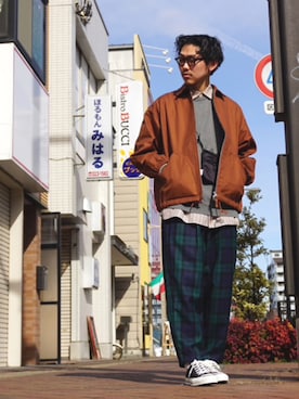 「marka（マーカ）のアイテム（その他アウター）」を使った、長谷川丈さん（メンズ・175cm）の春コーディネート