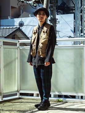 「STAMMBAUM（シュタンバーム）のアイテム」を使った、長谷川丈さん（メンズ・175cm）の春コーディネート