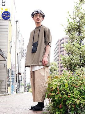 「GOLD（ゴールド）のアイテム（帽子）」を使った、長谷川丈さん（メンズ・175cm）の夏コーディネート