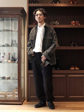 「アイテム（スリッポン）」を使った、長谷川丈さん（メンズ・175cm・20代）の夏コーディネート