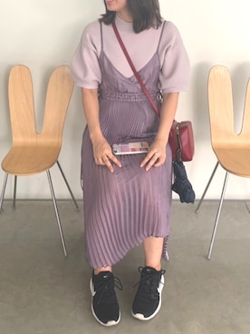 「ラベンダー」｜「アイテム（PC・スマホグッズ/家電）」を使った、なとさん（レディース・167cm）の秋コーディネート