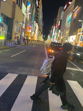 「アイテム（バックパック/リュック、シルバー系）」を使った、そうさん（メンズ・172cm）の春コーディネート