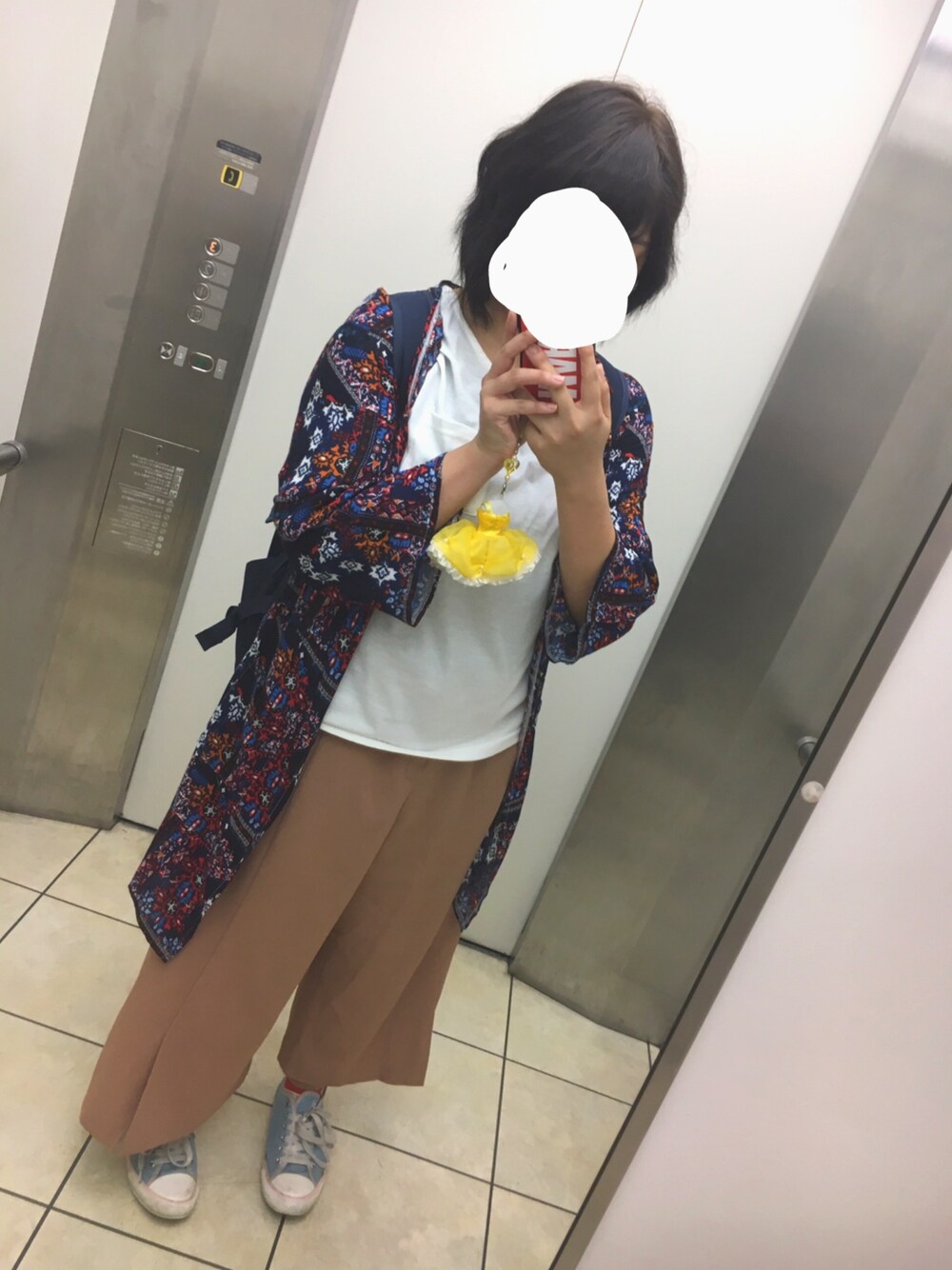 「バイト、秋」｜「no brandのアイテム（ジャケット/アウター、ブルー系）」を使った、星さん（レディース・156cm）の秋コーディネートの1枚目の写真