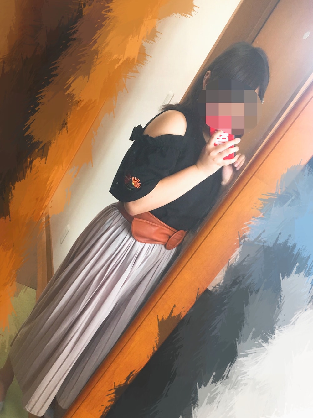 「夏、カジュアル、プリーツガウチョパンツ、オフショル、ベルト」｜「？のアイテム（サンダル、ホワイト系）」を使った、星さん（レディース・156cm）の春コーディネートの1枚目の写真