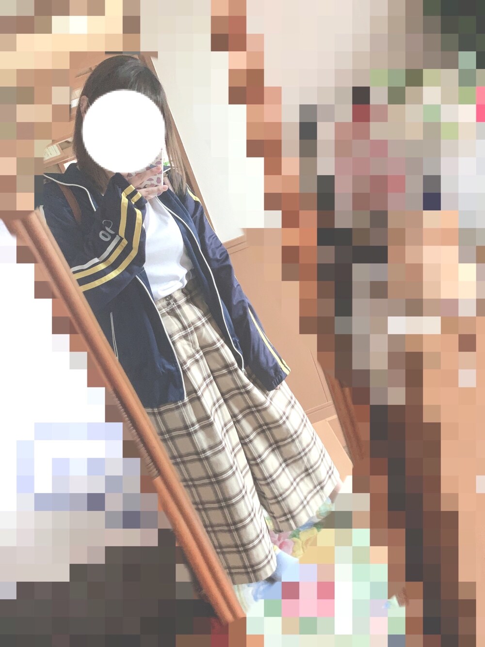 「オトナカジュアル、パンツスタイル、おしゃれさんと繋がりたい、ビッグシルエット」｜「indexの【洗える】タータンチェックガウチョパンツ（その他パンツ、ベージュ系）」を使った、星さん（レディース・156cm）の夏コーディネートの1枚目の写真