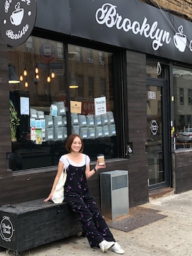 「カフェ」｜「アイテム（オールインワン・サロペット）」を使った、Lilys.naoさん（レディース・156cm）の秋コーディネート