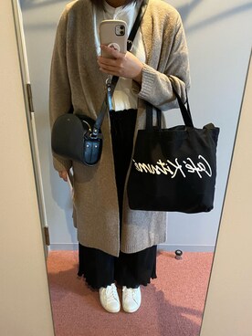 「Maison Kitsune（メゾンキツネ）のアイテム（ショルダーバッグ）」を使った、ハルカさん（レディース・158cm）の秋コーディネート
