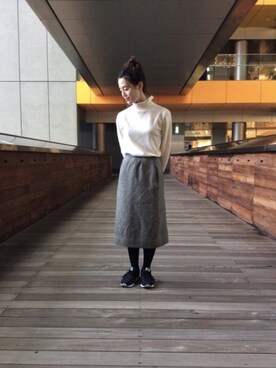 「NEW BALANCE（ニューバランス）のアイテム（スニーカー、ブラック系）」を使った、muさん（レディース・159cm）の秋コーディネート