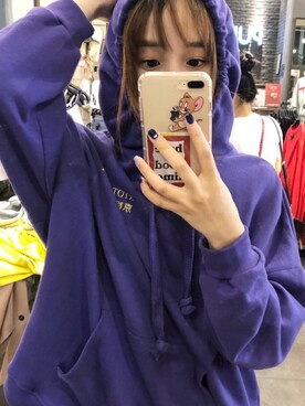 「PULL&BEAR（プルアンドベア）のアイテム（パーカー）」を使った、Oliviaさん（レディース・163cm）の夏コーディネート