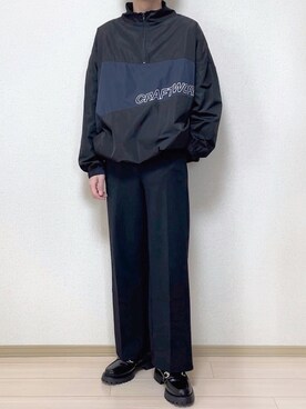 「WHO'S WHO gallery（フーズフーギャラリー）のハーフジップスタンド切替シャツ（シャツ/ブラウス、ブラック系）」を使った、Haさん（メンズ・168cm）の冬コーディネート