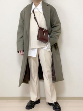 「オールホワイト」｜「アイテム（チェスターコート）」を使った、Haさん（メンズ・168cm）の冬コーディネート