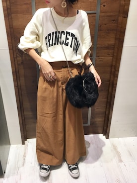「アイテム（ピアス（両耳用））」を使った、rinaさん（レディース・150cm・20代）の秋コーディネート