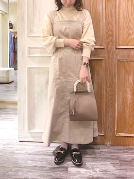 「消えそうな色コーデ」｜「アイテム（ジャンパースカート）」を使った、エリンギさん（レディース・153cm）の秋コーディネート