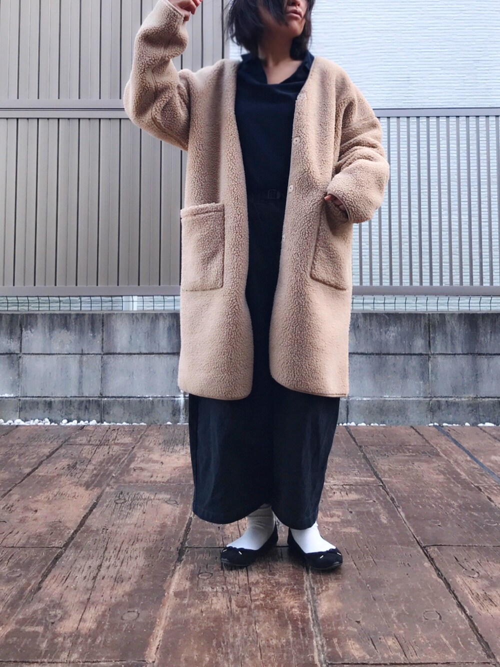 「今日のコーデ、カジュアル、冬、大人カジュアル、オーバーサイズ、ママコーデ、GU、ニコアンド」｜「niko and...のボアモコリバーシブルコート（その他アウター、ベージュ系）」を使った、おちびのまる子ちゃんさん（レディース・147cm）の冬コーディネートの1枚目の写真