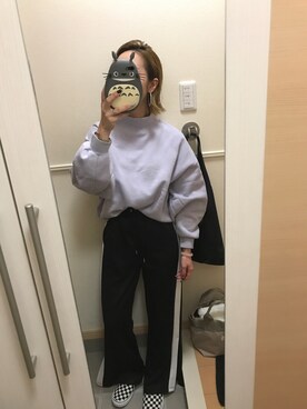 「スリット」｜「アイテム（スリッポン）」を使った、 は  なさん（レディース・156cm）の冬コーディネート
