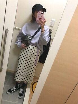 「沖縄」｜「アイテム（スウェット）」を使った、 は  なさん（レディース・156cm）の冬コーディネート