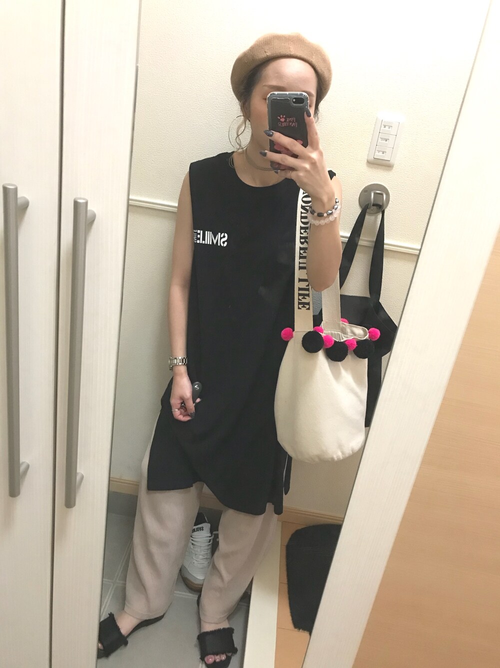 「夏コーデ、カジュアルコーデ、オトナカジュアル、カットソーワンピース、タンクトップ、ベレー帽、imvely、おしゃれさんと繋がりたい、沖縄」｜「WEGOのアイテム（ハンチング/ベレー帽、ブラウン系）」を使った、 は  なさん（レディース・156cm）の夏コーディネートの1枚目の写真