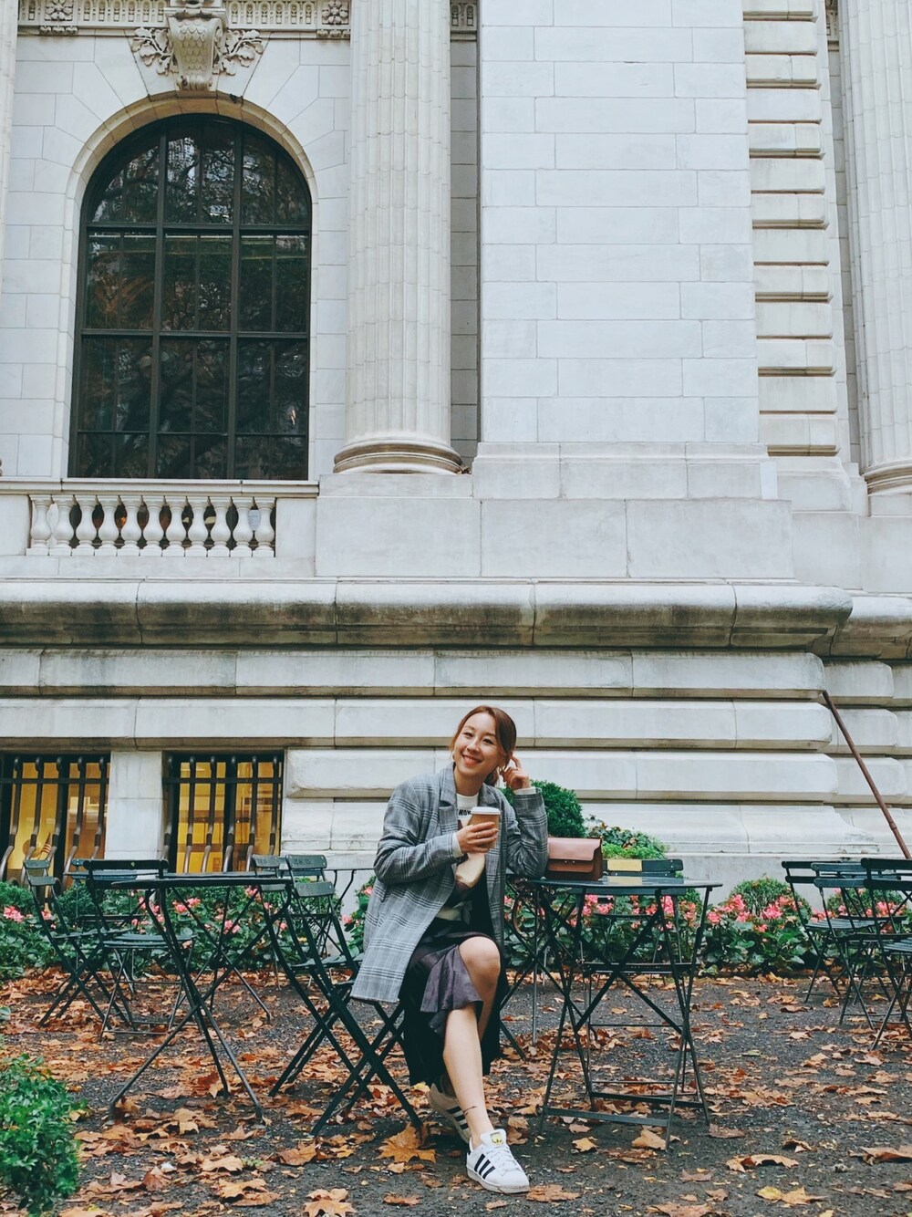 「ootd、MARNI、ZARA、newyork」｜「ZARAのアイテム（スーツジャケット、シルバー系）」を使った、Jinさん（レディース・165cm）の秋コーディネートの1枚目の写真