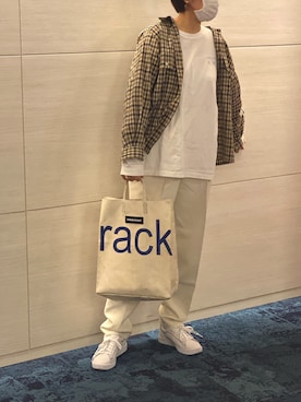 「ASICS（アシックス）のアイテム（スニーカー）」を使った、まこさん（レディース・171cm）の秋コーディネート