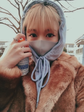 「ファーコート」｜「アイテム（パーカー）」を使った、ayaさん（レディース・157cm）の冬コーディネート