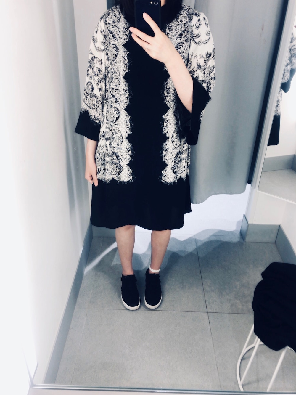 「買い物」｜「SERGE THORAVALのアイテム（リング、シルバー系）」を使った、chiyu:)さん（レディース・160cm）の夏コーディネートの1枚目の写真