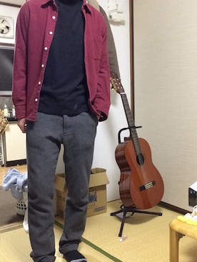 「HVC（エイチブイシー）のアイテム（パンツ）」を使った、武居洋之さん（メンズ・167cm）の春コーディネート