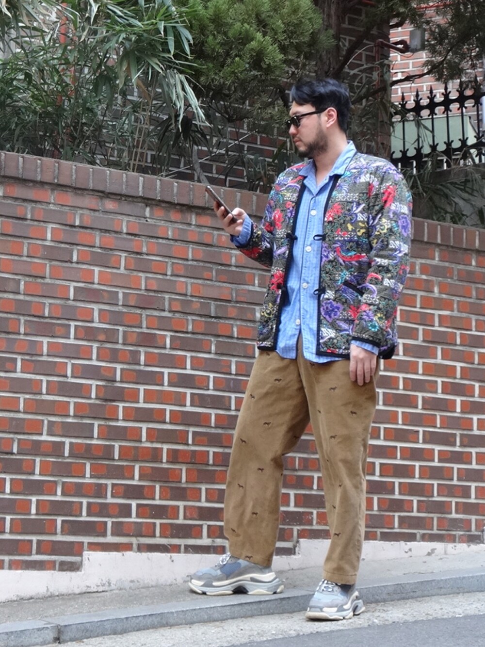 Supreme のアイテムを使った「corduroy」の人気ファッション