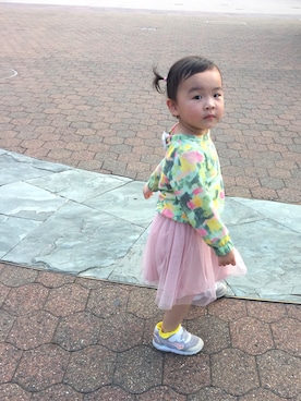 「Dr.Kongのアイテム」を使った、Angela Yeungさん（キッズ・90cm）の冬コーディネート