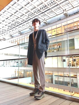 「UNITED TOKYO（ユナイテッドトウキョウ）のアイテム（その他アウター）」を使った、ヤマムラ カズヤさん（メンズ・175cm）の春コーディネート