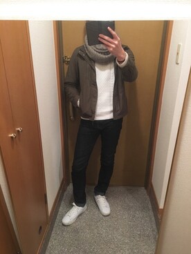 「WEGO（ウィゴー）のアイテム（ストール/ショール、グレー系）」を使った、tanさん（メンズ・177cm）の冬コーディネート